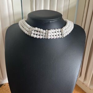 Triple-Strand Pearl Choker